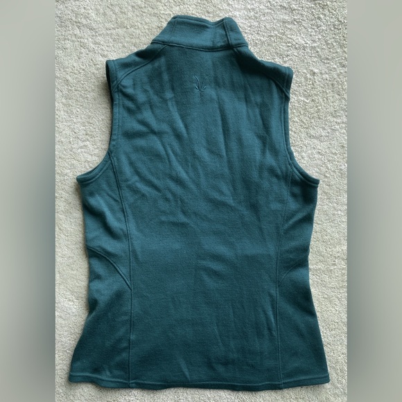100% Merino Wool Ibex Knitted Vest in Dark Teal - Picture 2 of 6